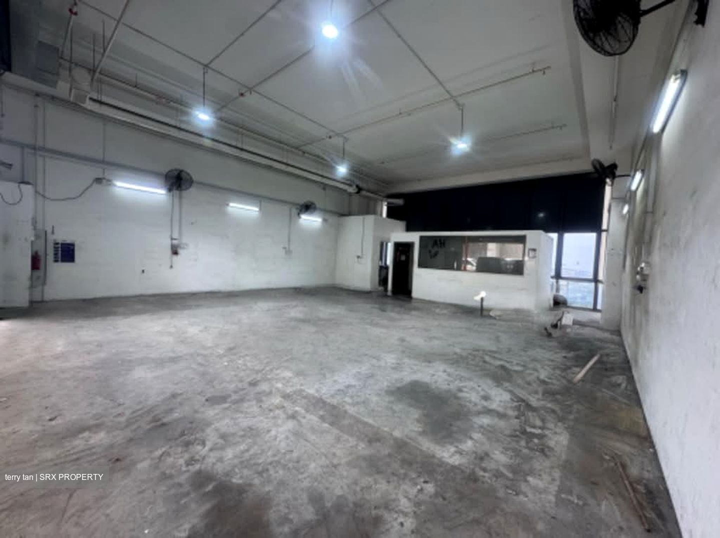 REVV (D22), Factory #627666151